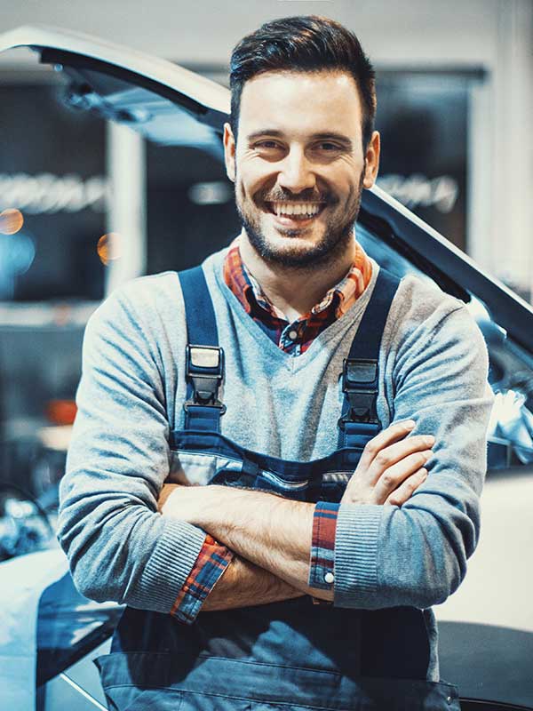 Car mechanic at work